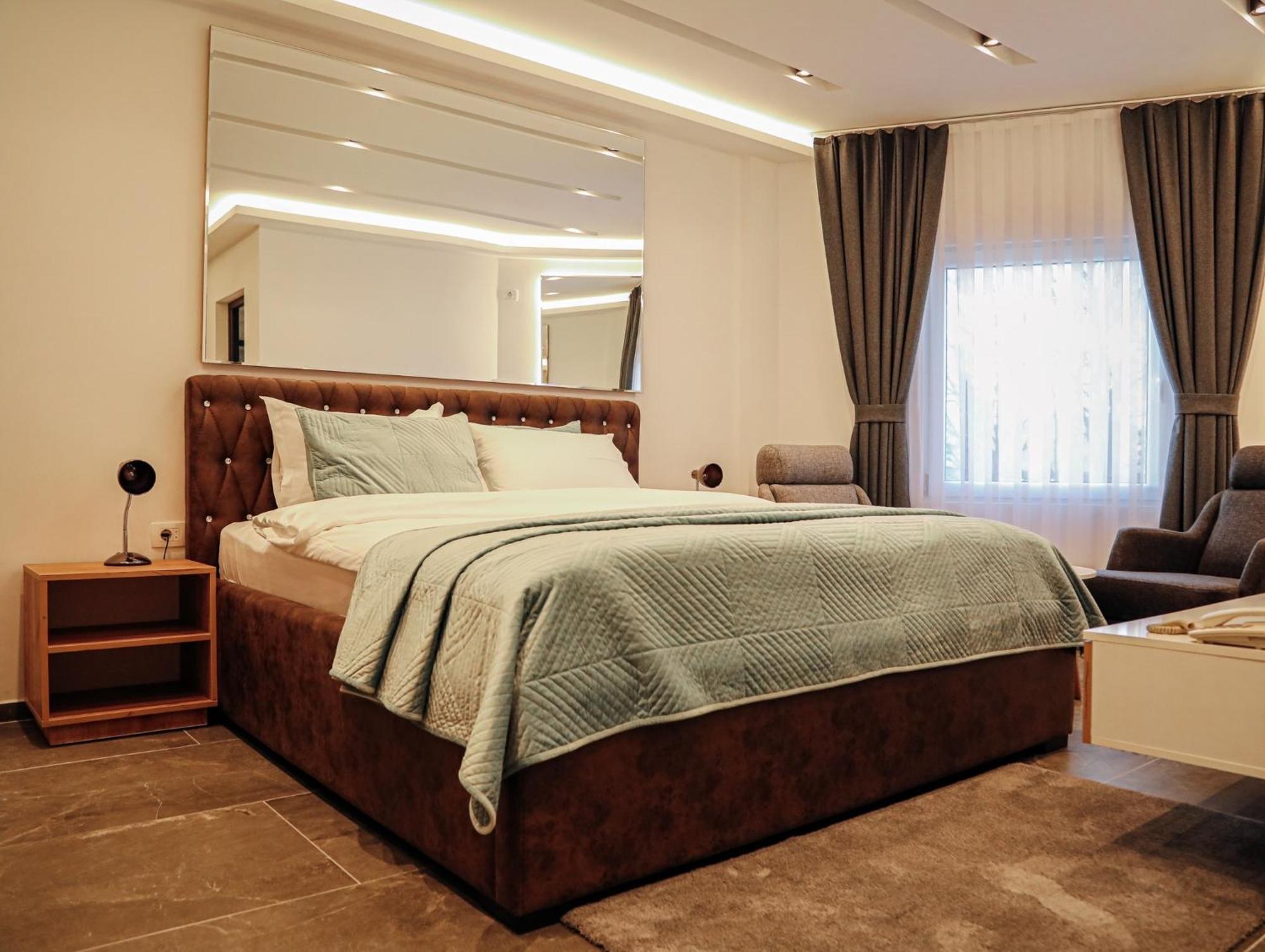 Hotel Europa 92 فريزاي المظهر الخارجي الصورة
